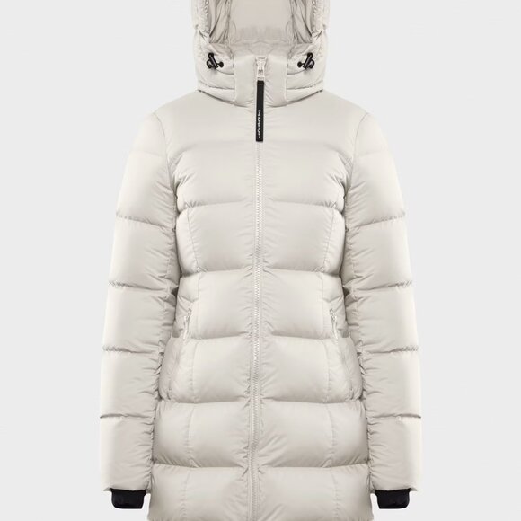 Aritzia The SuperSnug Puff™ Mid Goose Down Jacket in Matte Pearl - Picture 7 of 7